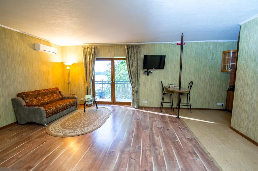 Holiday Village Katrin Nova Kakhovka Δωμάτιο φωτογραφία